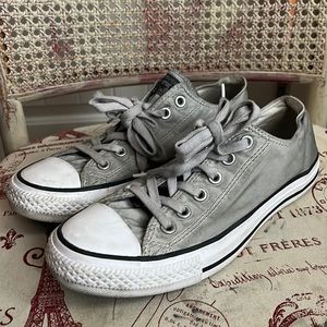 Gray Converse